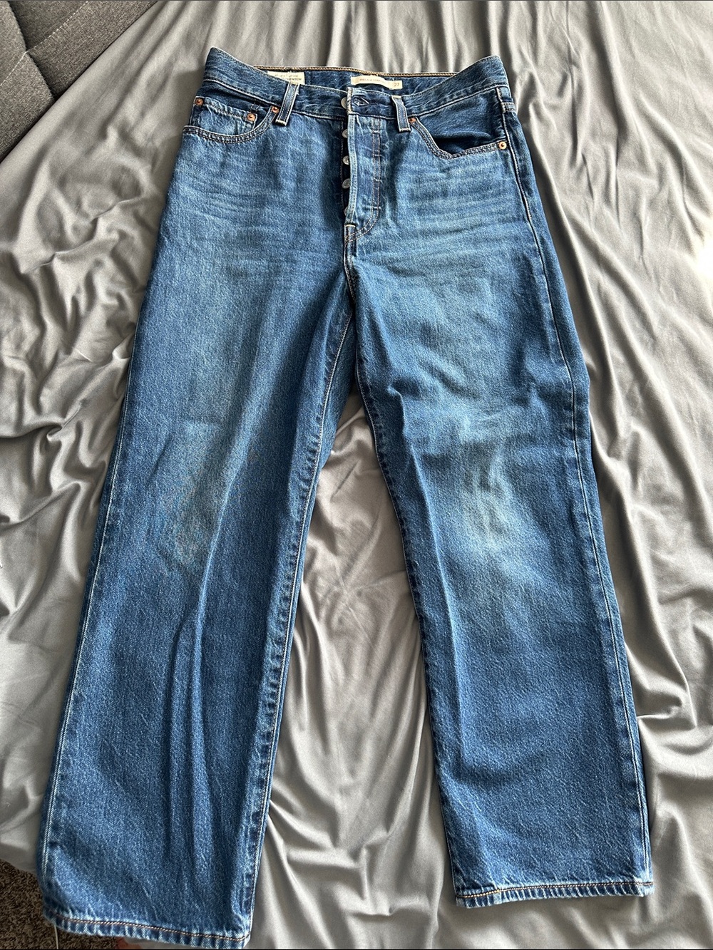 Levi’s ribcage straight jean